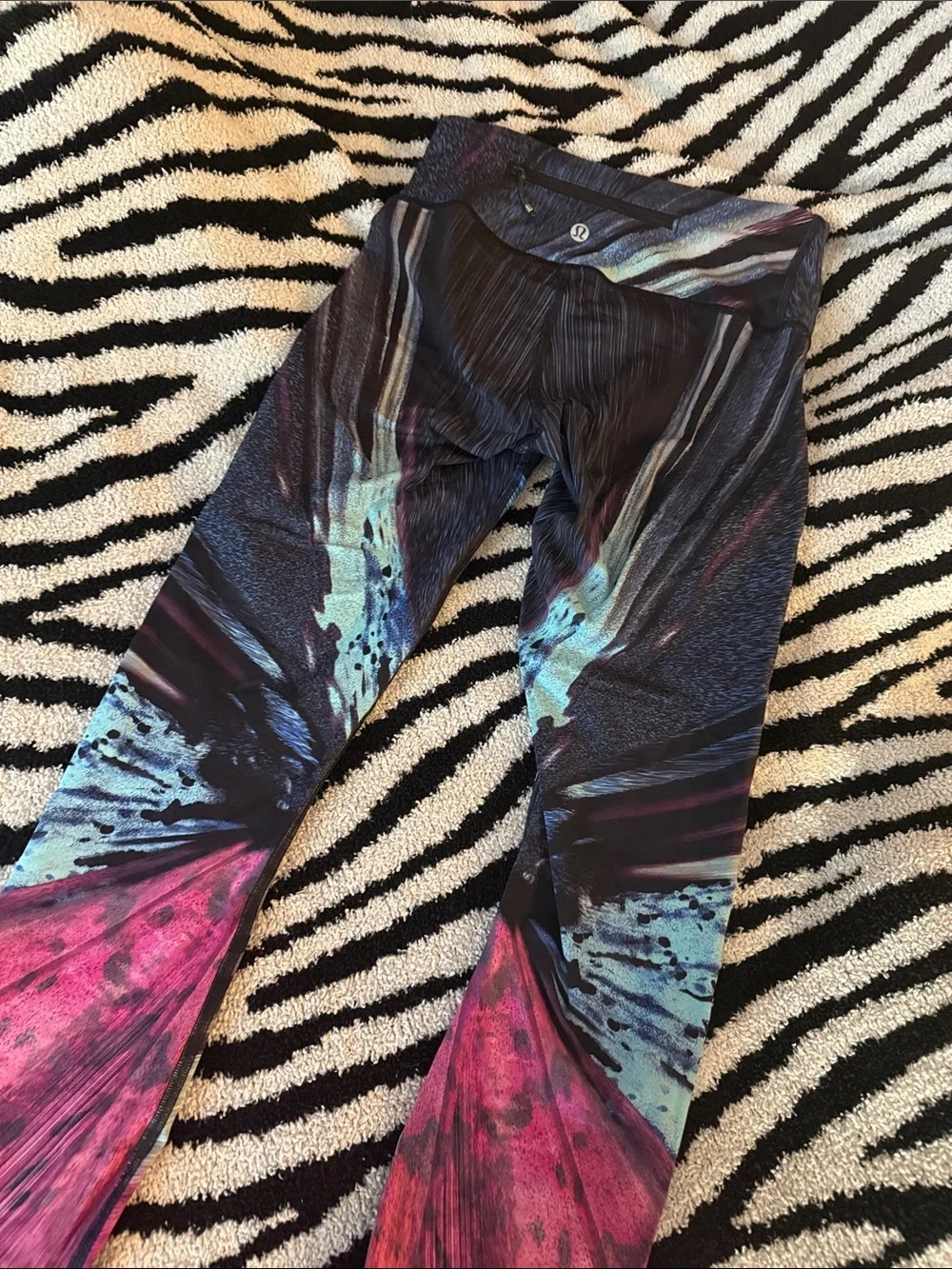 Lululemon Colorful Abstract Print Leggings - Blue, Teal & Pink